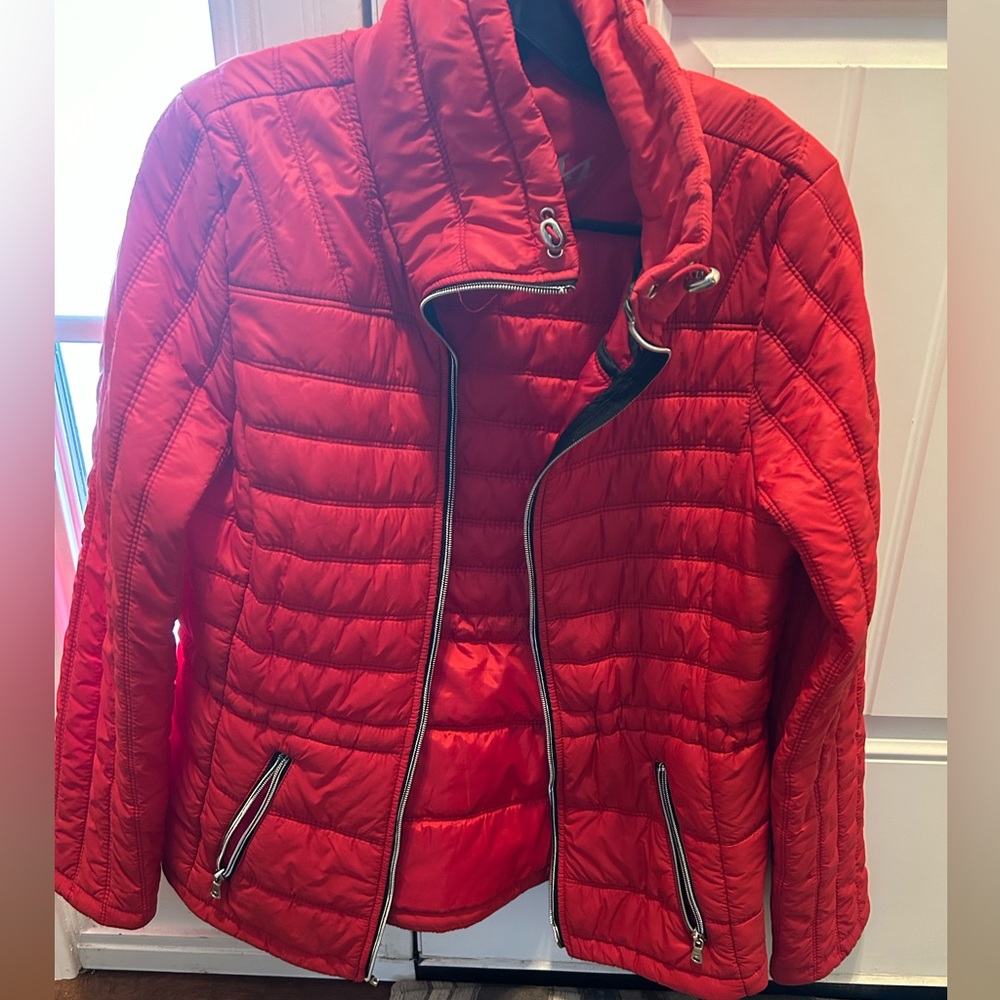 Guess Women’s Red Size M Puffer Jacket - Picture 8 of 8